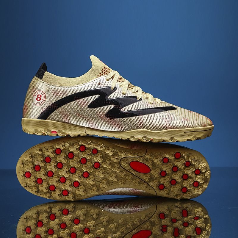 Zapatos de fútbol clásicos de  - Men Shoes Vs Women reseña y precio