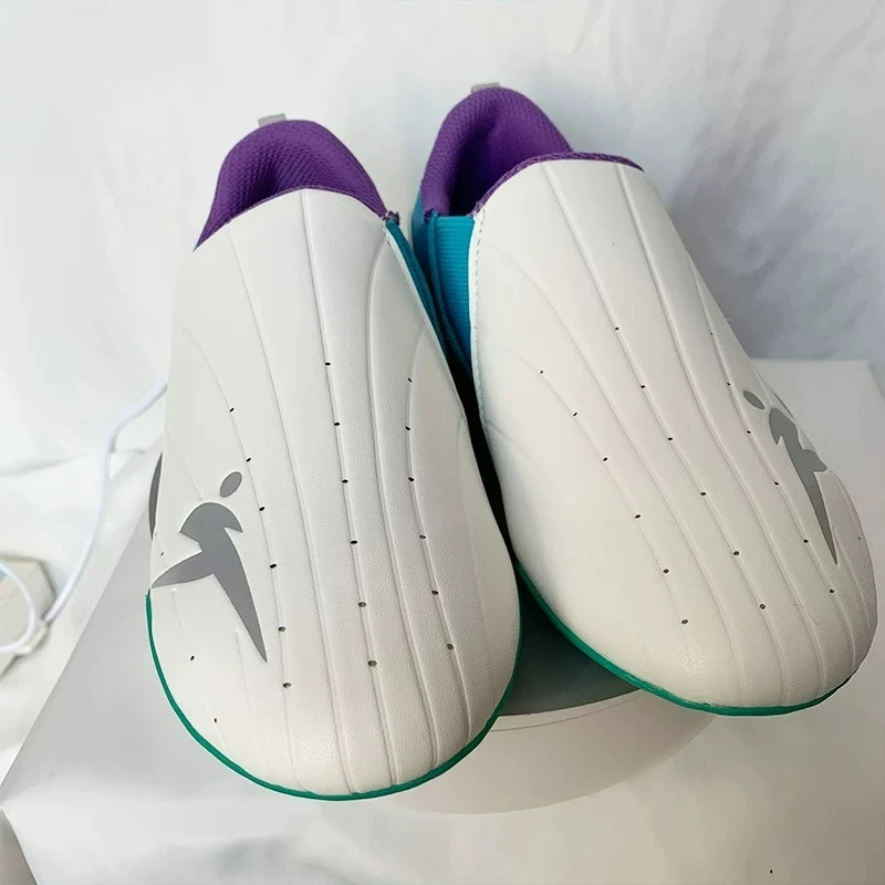 Zapatillas de Artes Marciales  - Men Shoes Vs Women reseña y precio